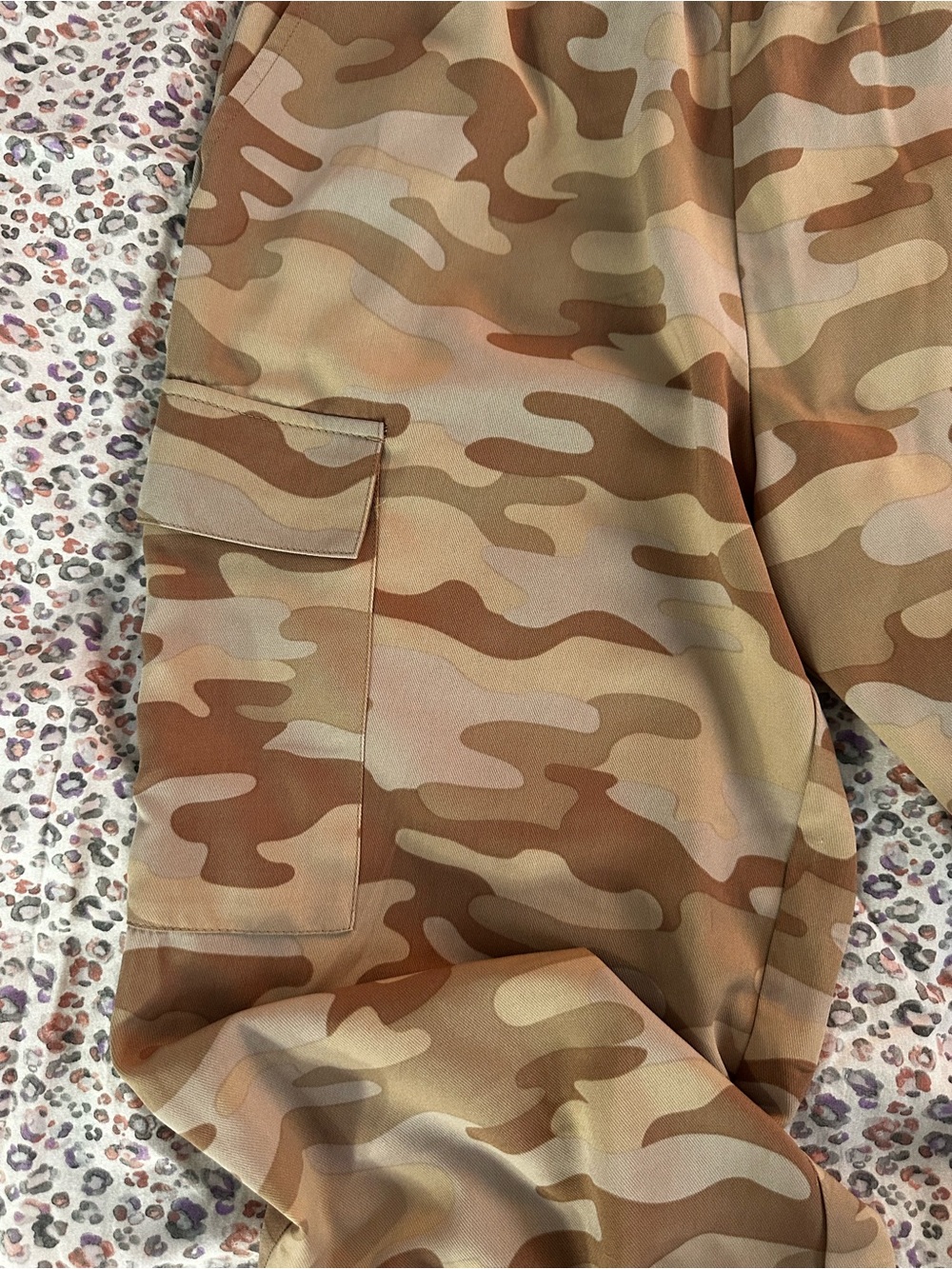 Women's Camo Cargo Trousers - Tan Camouflage - Picture 3 of 6
